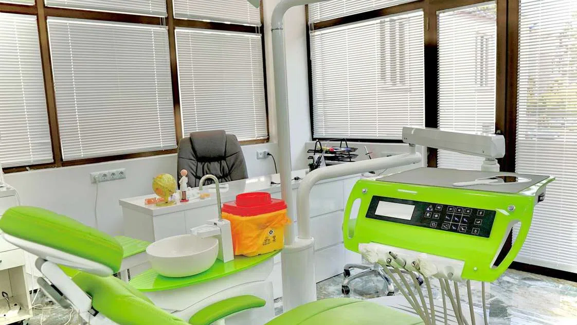 😁 SpartDental — лучшая стоматология Кутаиси для здоровья и красоты улыбки