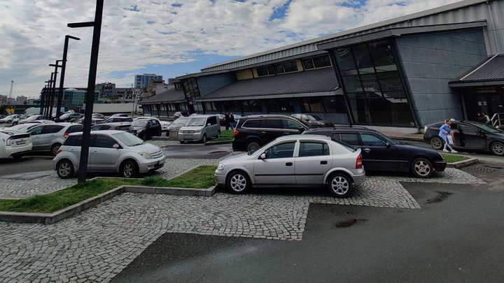Parking (Sports Palace)