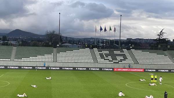 Стадион Торпедо