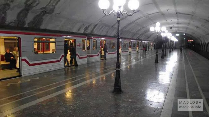Станция метрополитена "Гурамишвили"