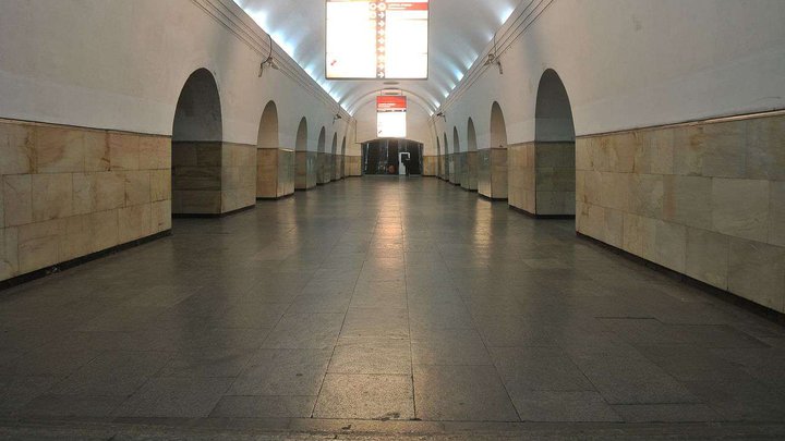 Станция метрополитена "Вокзальная площадь" (пересадочная)