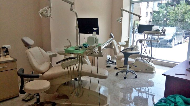 KM Dental