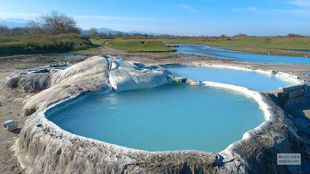 Vani Sulfur Pools — сероводородные бассейны в Имеретии
