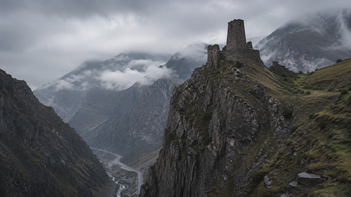 Tamara's Castle in the Darial Gorge: A Tower Above the Terek
