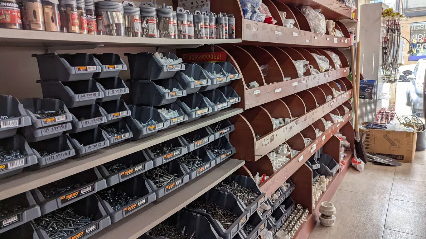 "Тбили Сахли" – магазин в Батуми