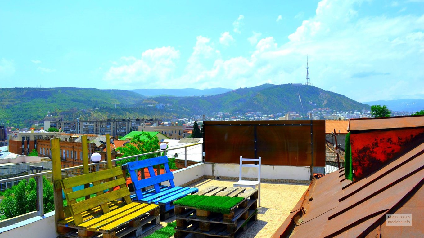 Терраса на крыше Тбилиси Хаус