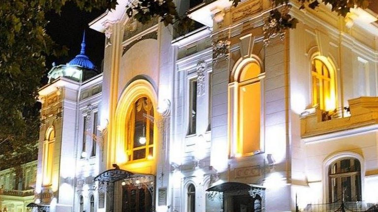 Тбилисский театр королевского двора ставит инновационные спектакли