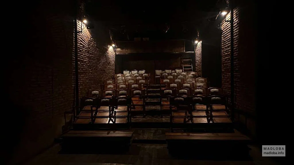 Тбилисский камерный театр в Грузии