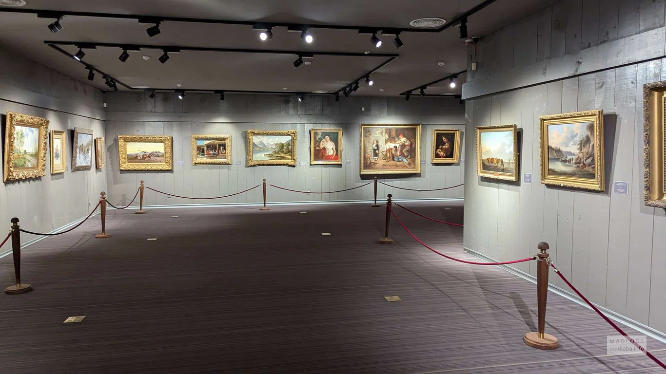Телавский Исторический музей — главный зал картин
