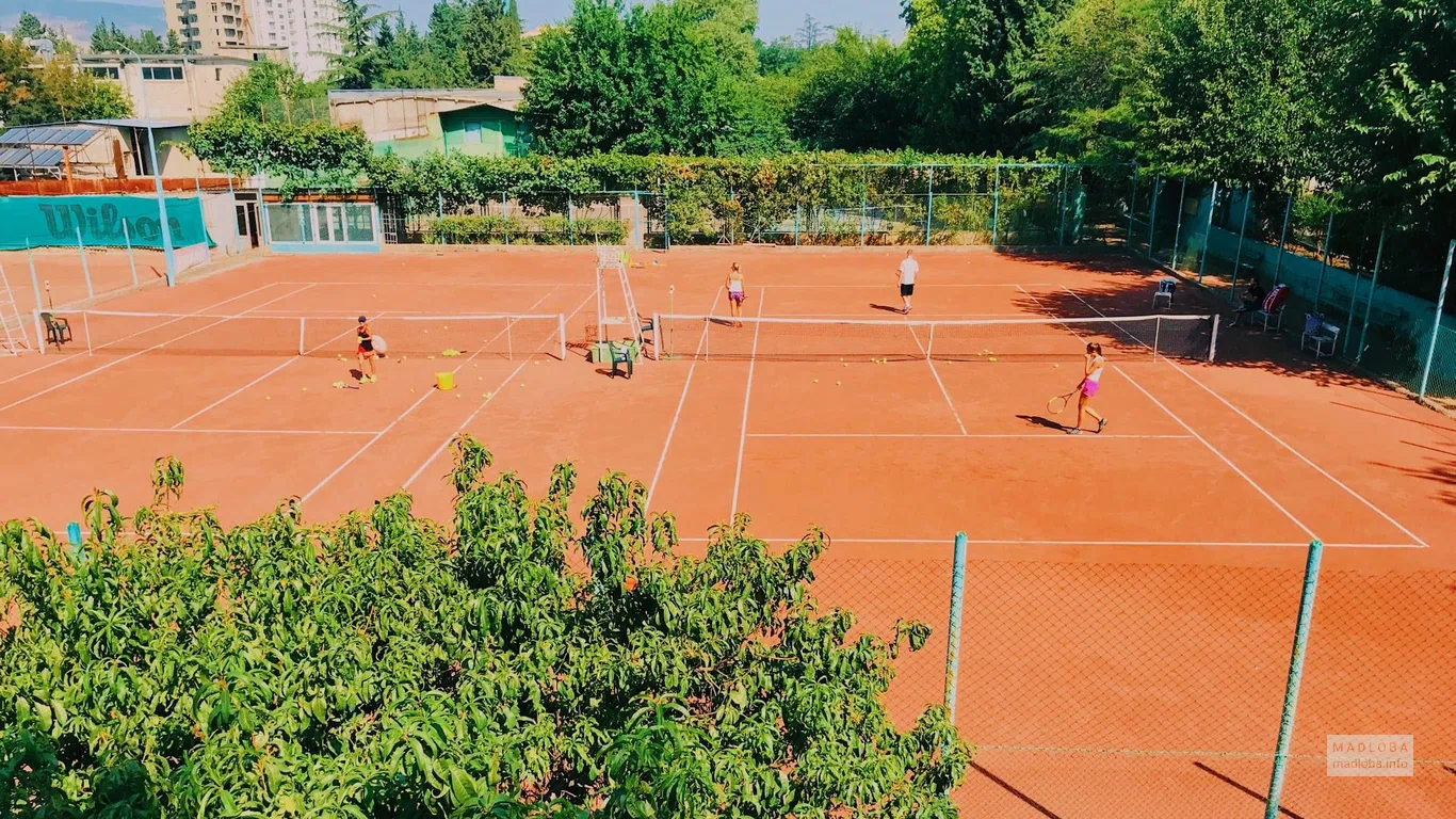 Теннисный клуб Гурама Тохадзе