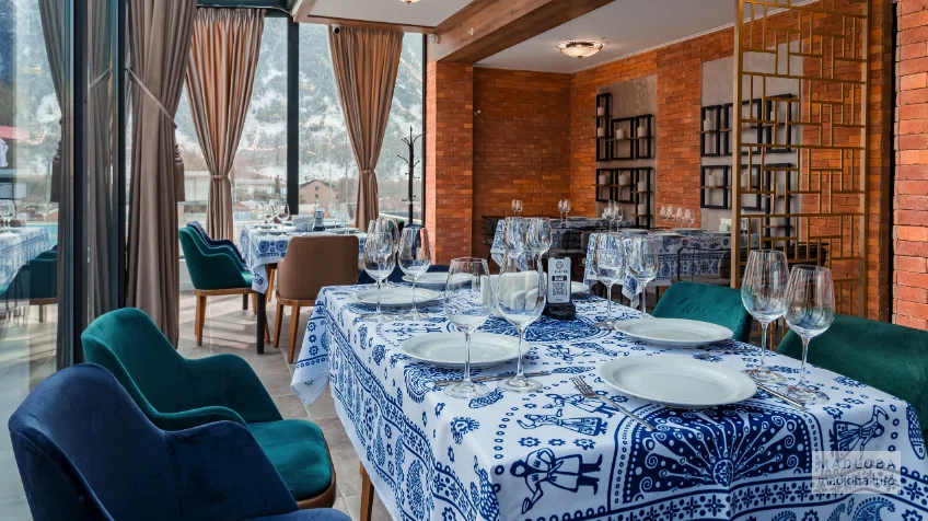 Лаунж-зона Ресторана "Terravino" в Степанцминде