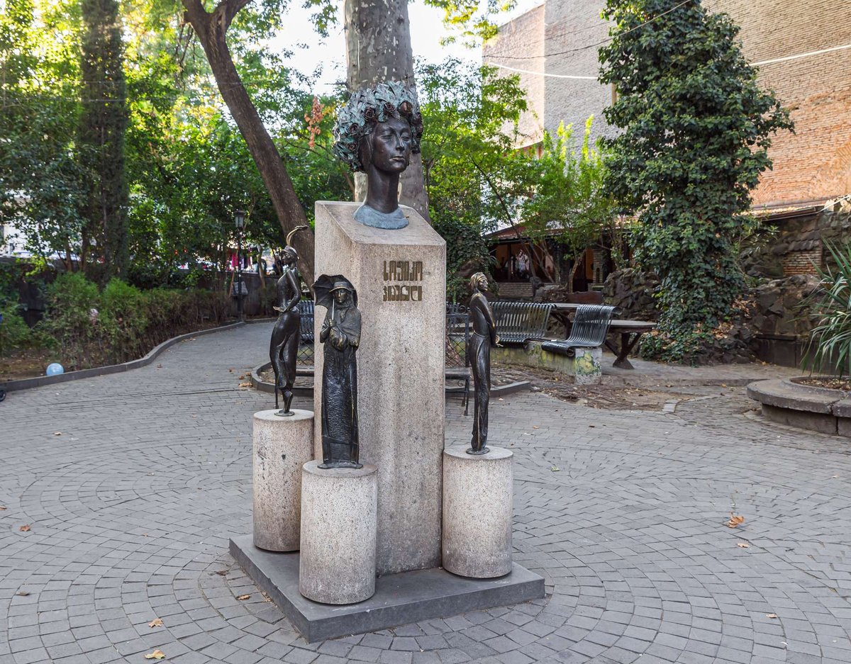 The-monument-to-the-famous-Soviet-and-Georgian