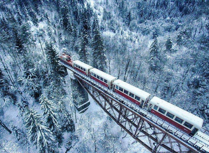 The Kukushka railway between Borjomi and Bakuriani