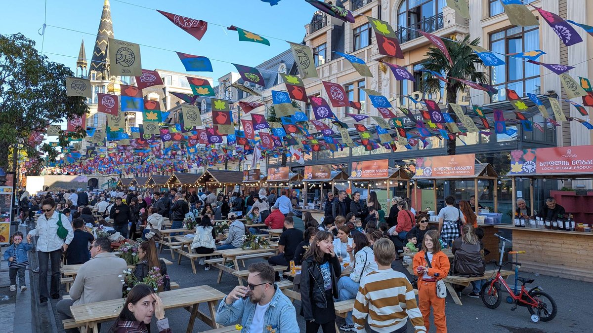 The Main Square A Festive and Joyful Atmosphere