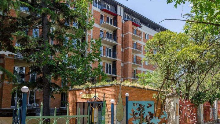 The Yellow Brick Apartment