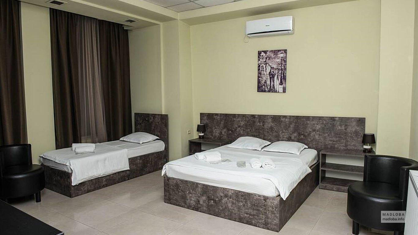 Кровати в отеле Tiflis Avlabari