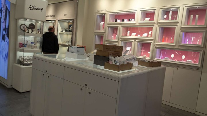 დრო (კონსტანტინე გამსახურდიას ქ., 32)