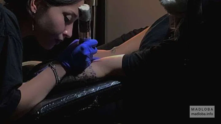 "Tkbili Tkivili Tattoo" мастер тату