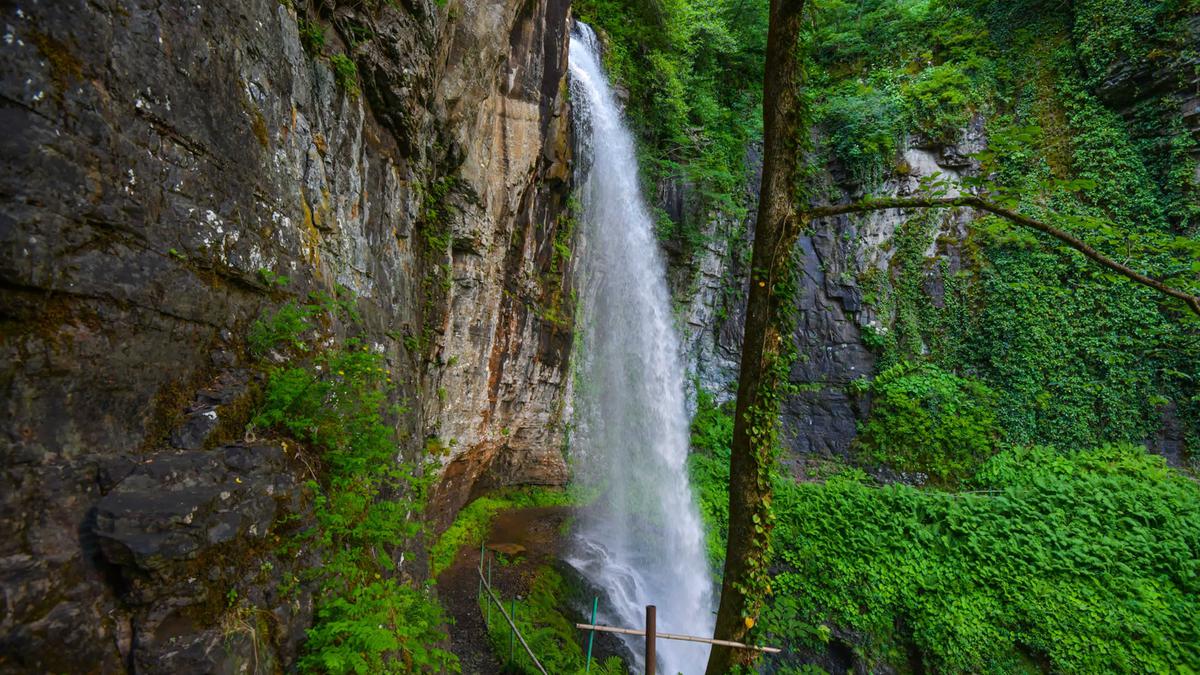 Водопад Ткварчели