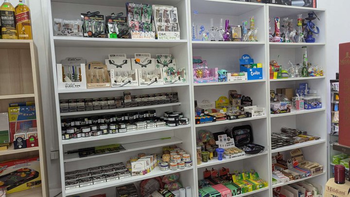 Tobacco shop MVape (ул. Д. Меликишвили)