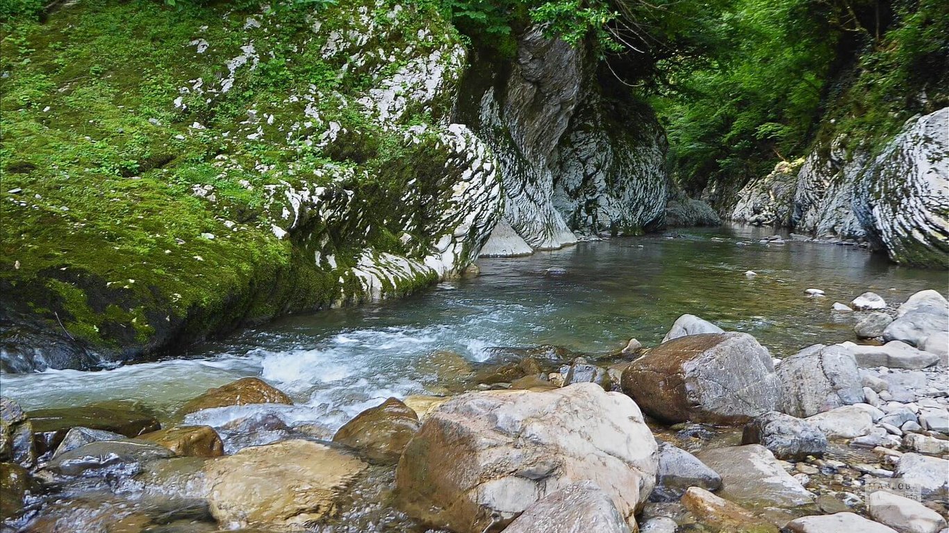 Прогулки к горным рекам с Travel Across Georgia