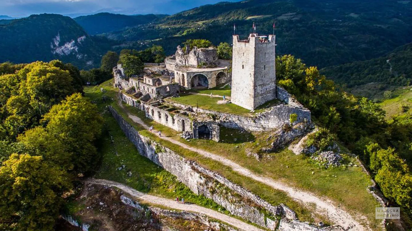 Крепость Цебельда в Абхазии