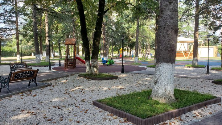 Lanchkhuti Central Park