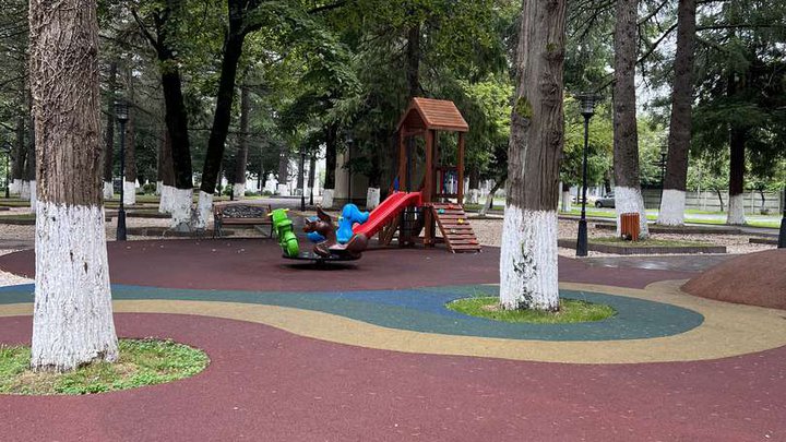 Lanchkhuti Central Park