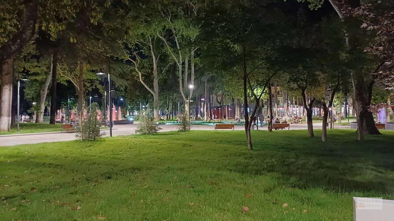 Центральный парк Кутаиси