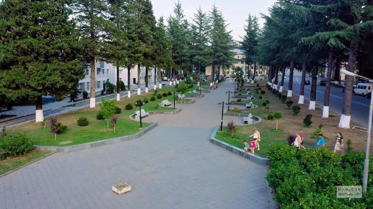 Lanchkhuti Central Park