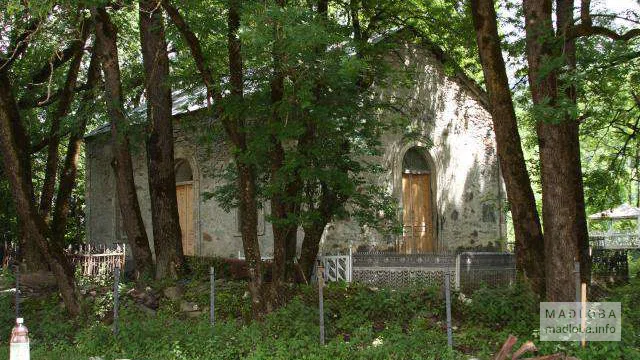Церковь Богородицы в Чихареши