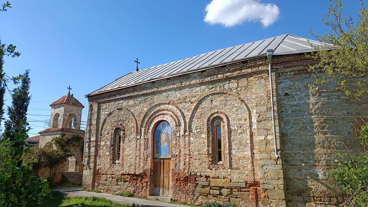 Церковь Богородицы в Норио