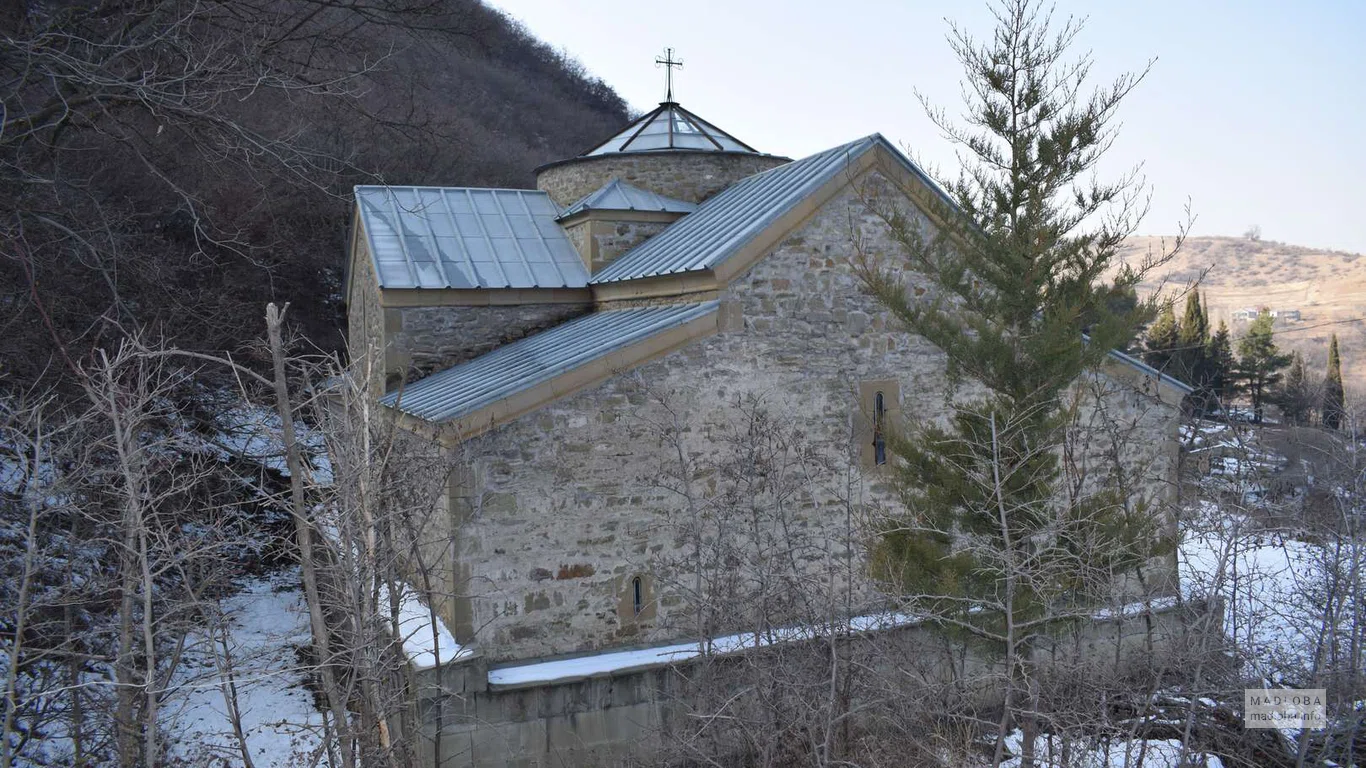 Церковь имени Св. Николоза в Квемо Ничбиси