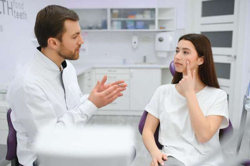 a girl at the dentist's