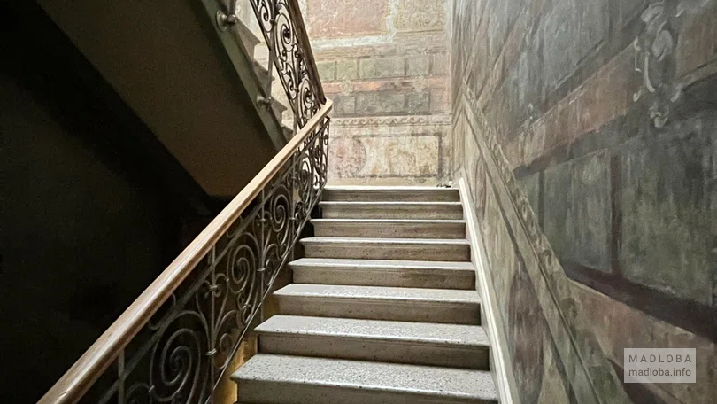 Unfound Door — дизайнерский отель в историческом особняке