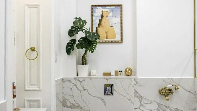 Unfound Door - Design Hotel