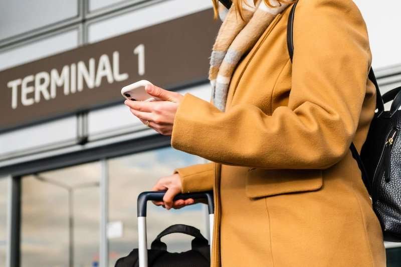 girl at the airport