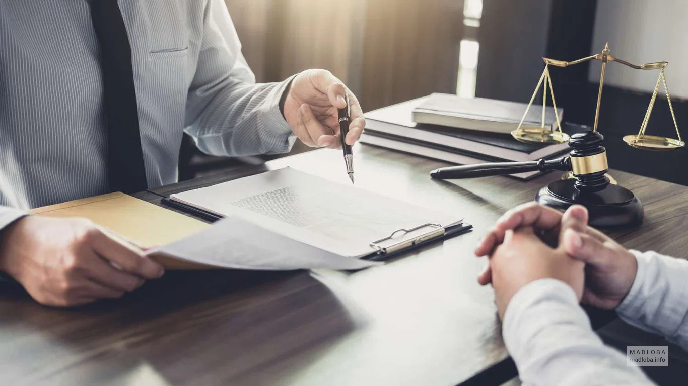 "В юридическом праве" – юридические услуги в Батуми