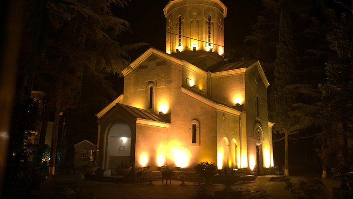 Церковь Ваке Самеба