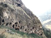 Vanis-Kvabebi Caves