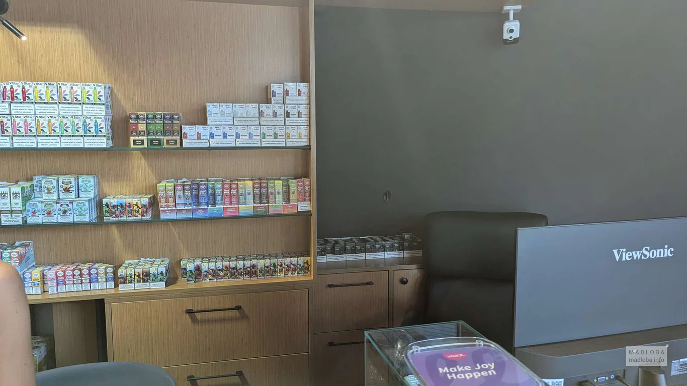 Магазин электронных сигарет и аксессуаров к ним "Vaporia"