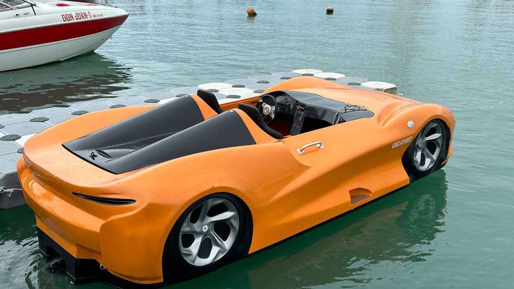 Water car "Moto"
