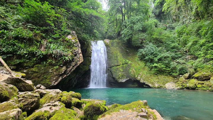 Intsira (Intsra) Waterfall