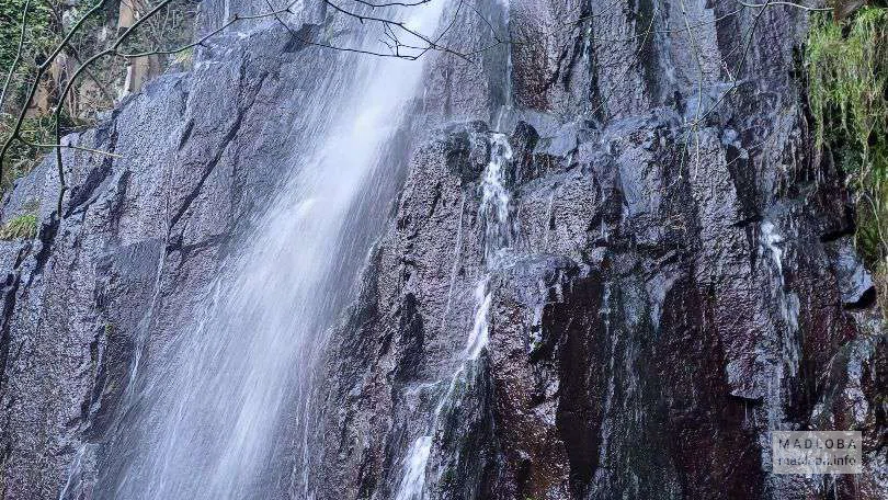 Водопад Kibura