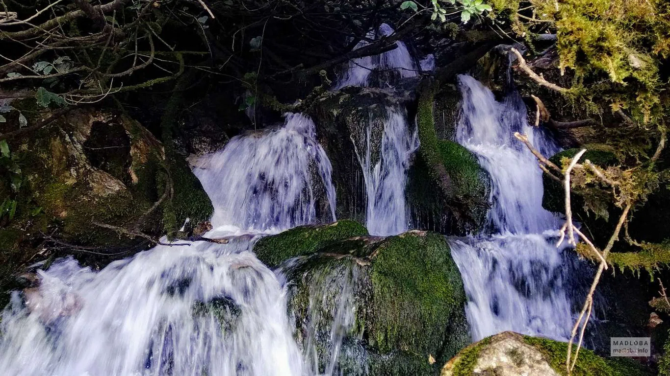 Стремительный Водопад Мухура