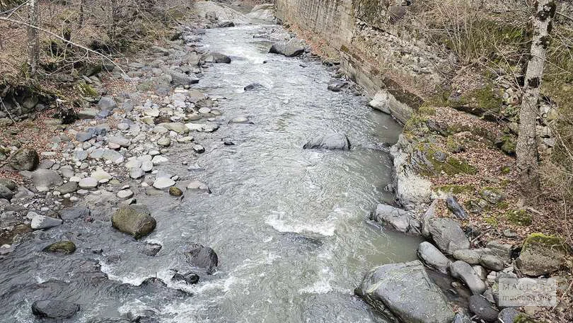 Водопад Прометея - нижняя часть речки