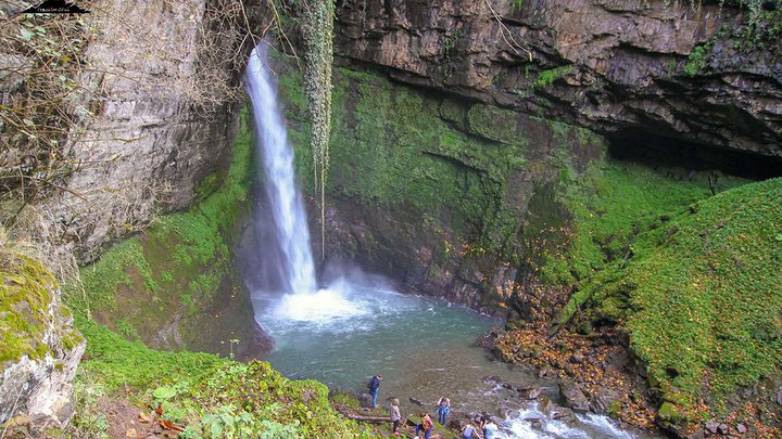 Водопад Сакухара