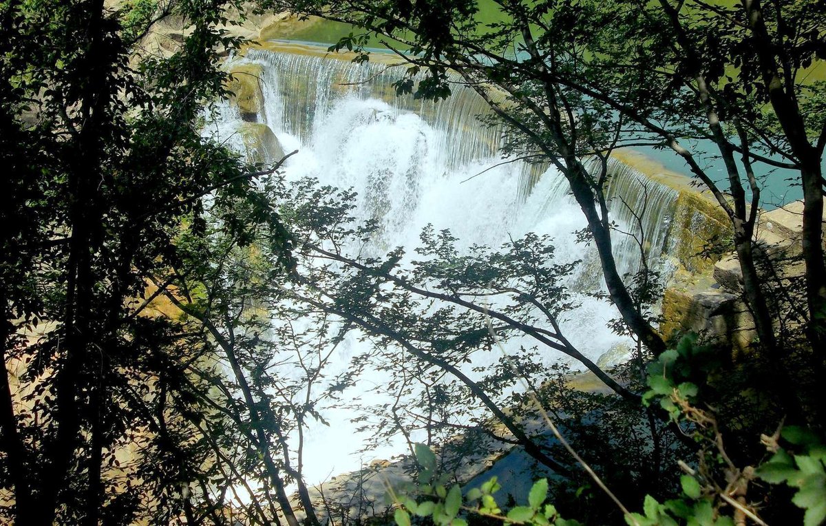 Водопад Самцвера