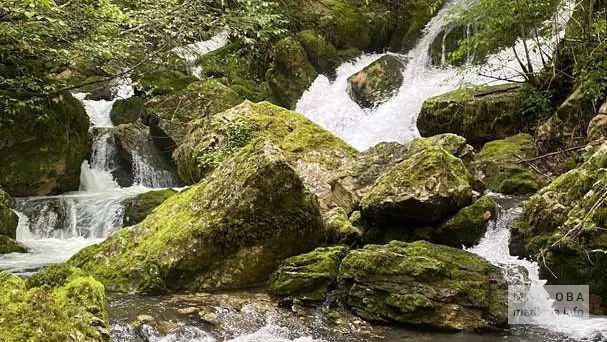 Река Водопада Тоба