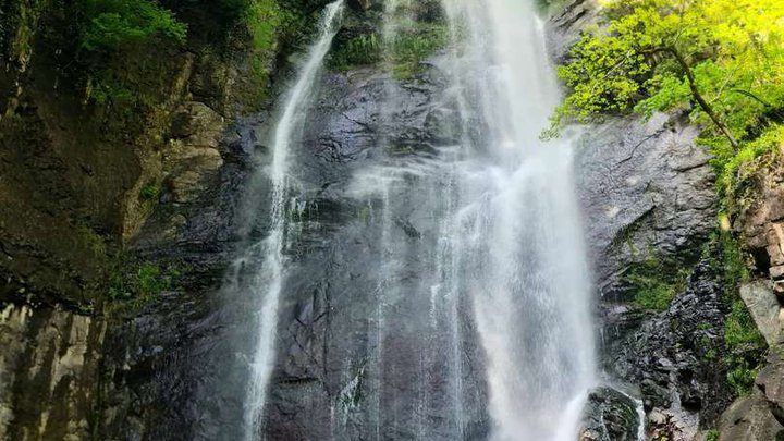 Makhuntseti Waterfall